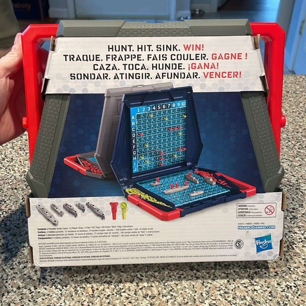 BATTLESHIP - NIB - Picture 2 of 2